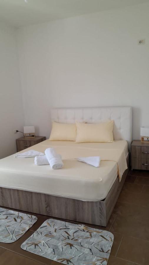Shkoder Hotel Temali エクステリア 写真