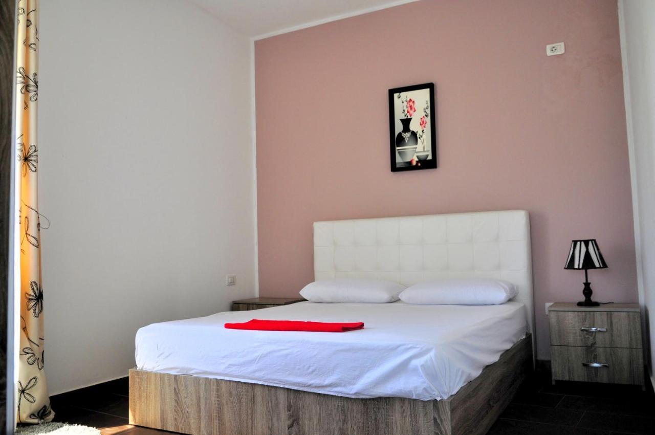 Shkoder Hotel Temali エクステリア 写真