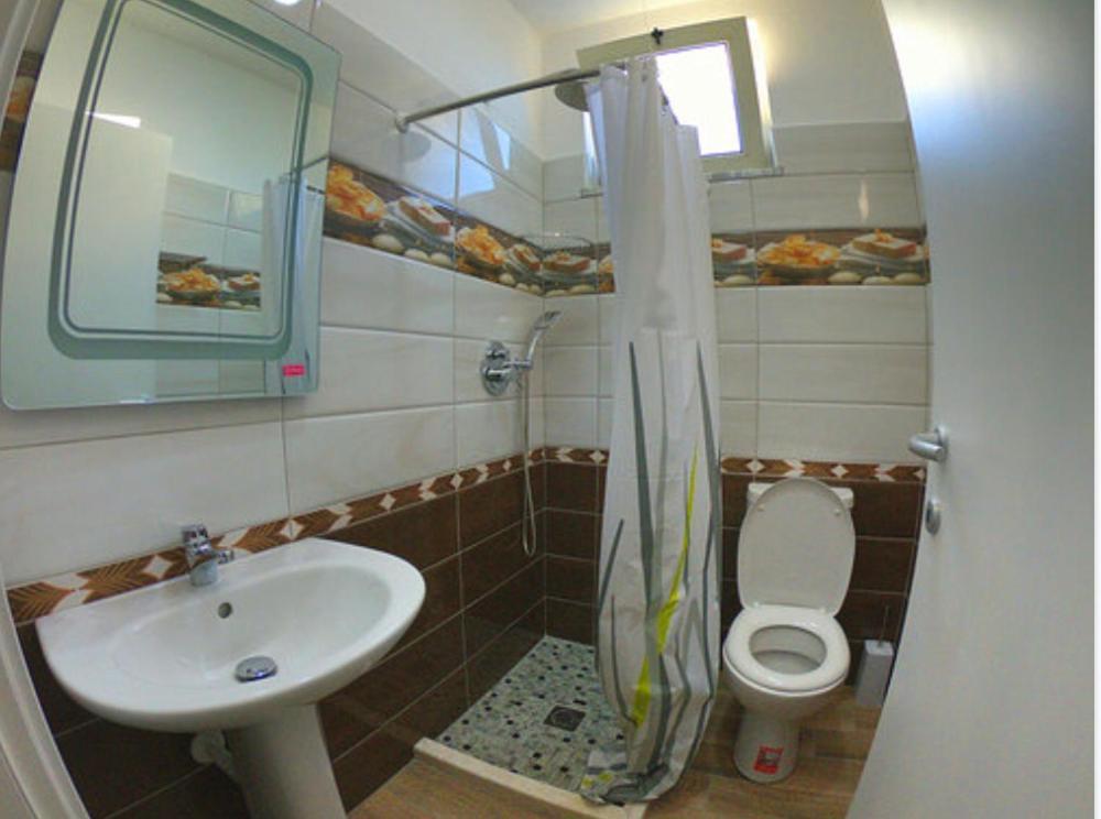 Shkoder Hotel Temali エクステリア 写真